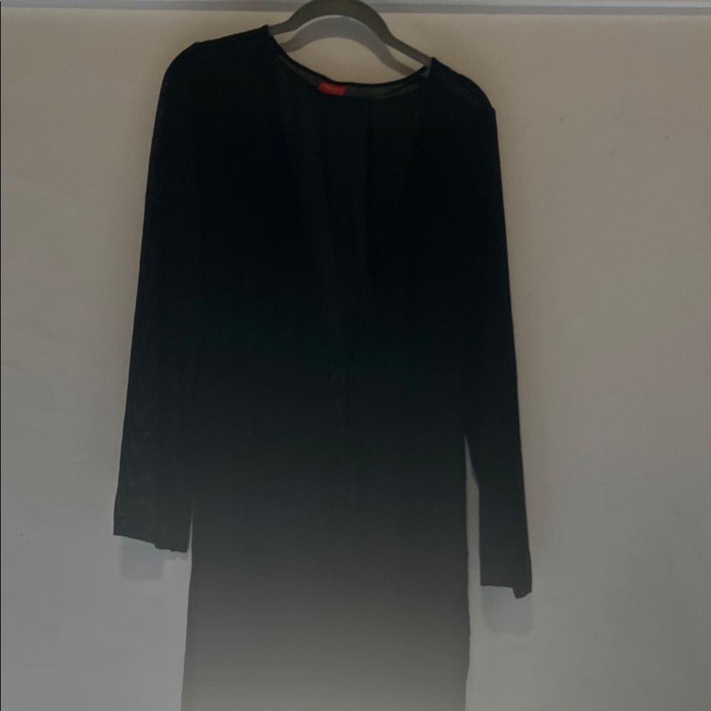 Triumph swim  Elegant Black Long Sleeve Coverup